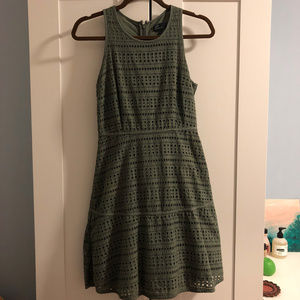Gap eyelet olive green dress - Sz 0